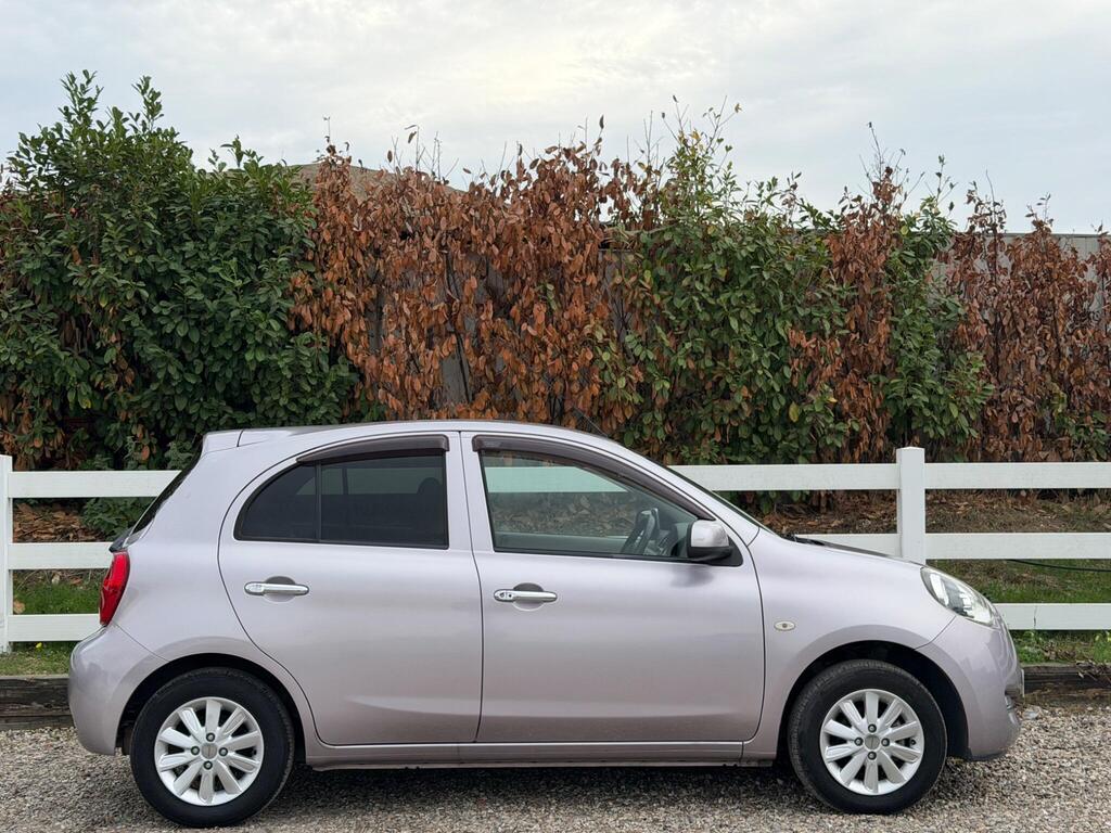 2015 Nissan Micra thumbnail 12