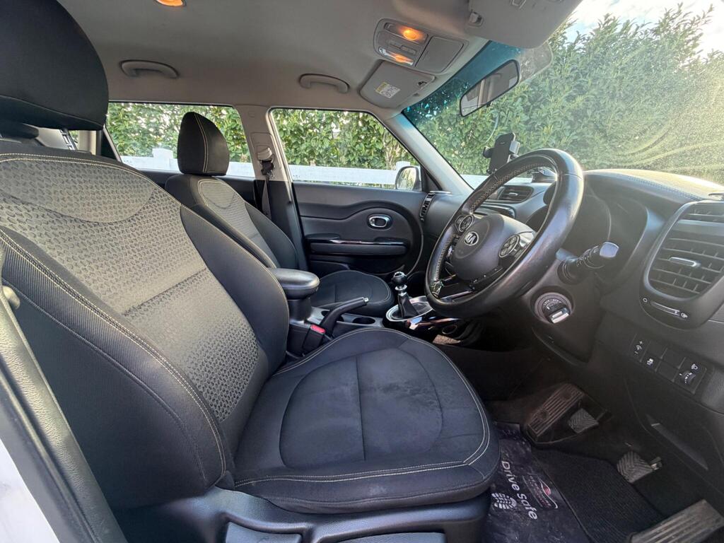 2014 Kia Soul thumbnail 16