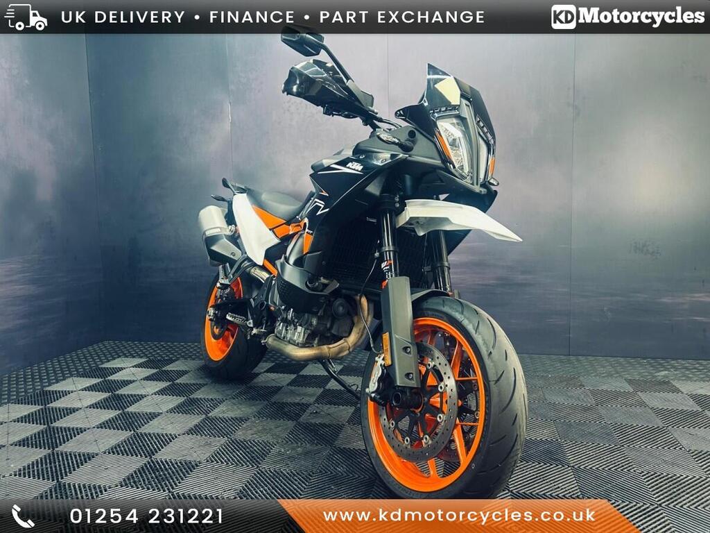 KTM 890 SMT