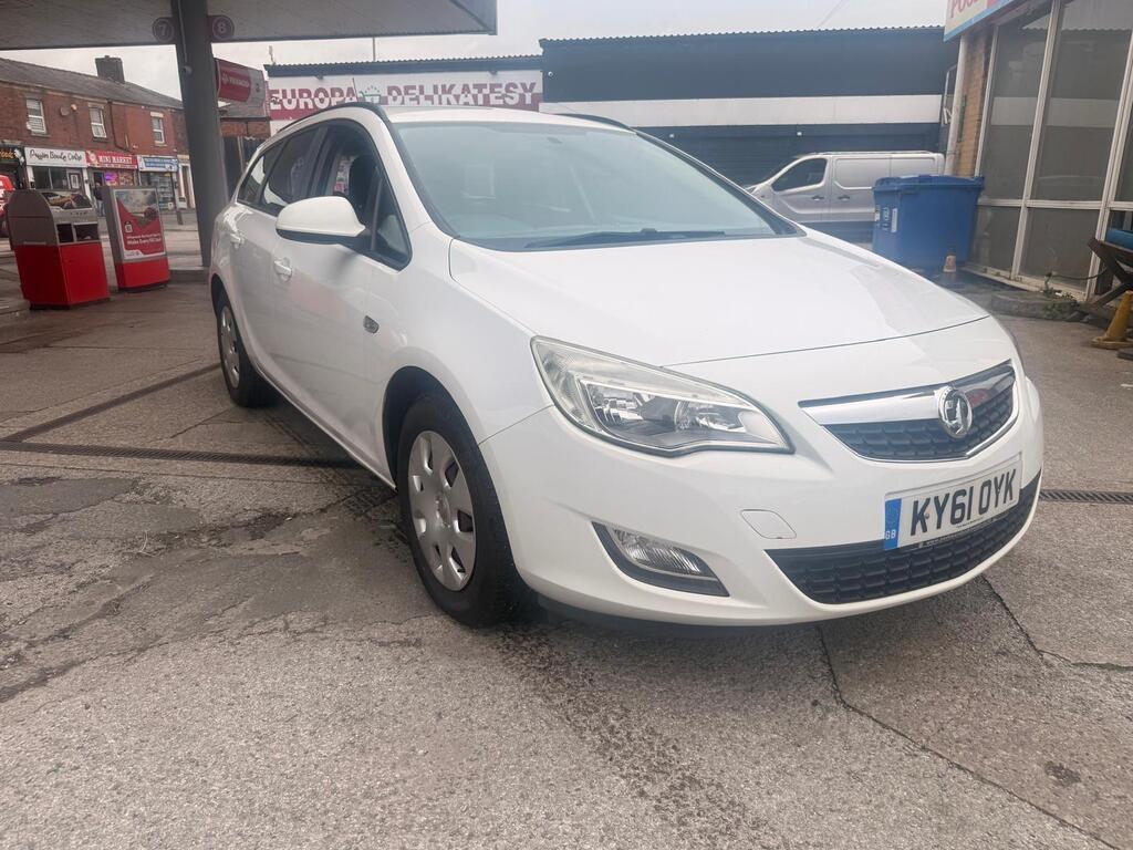 Vauxhall Astra Estate 1.7 CDTi ecoFLEX Exclusiv Sports Tourer Euro 5 5dr