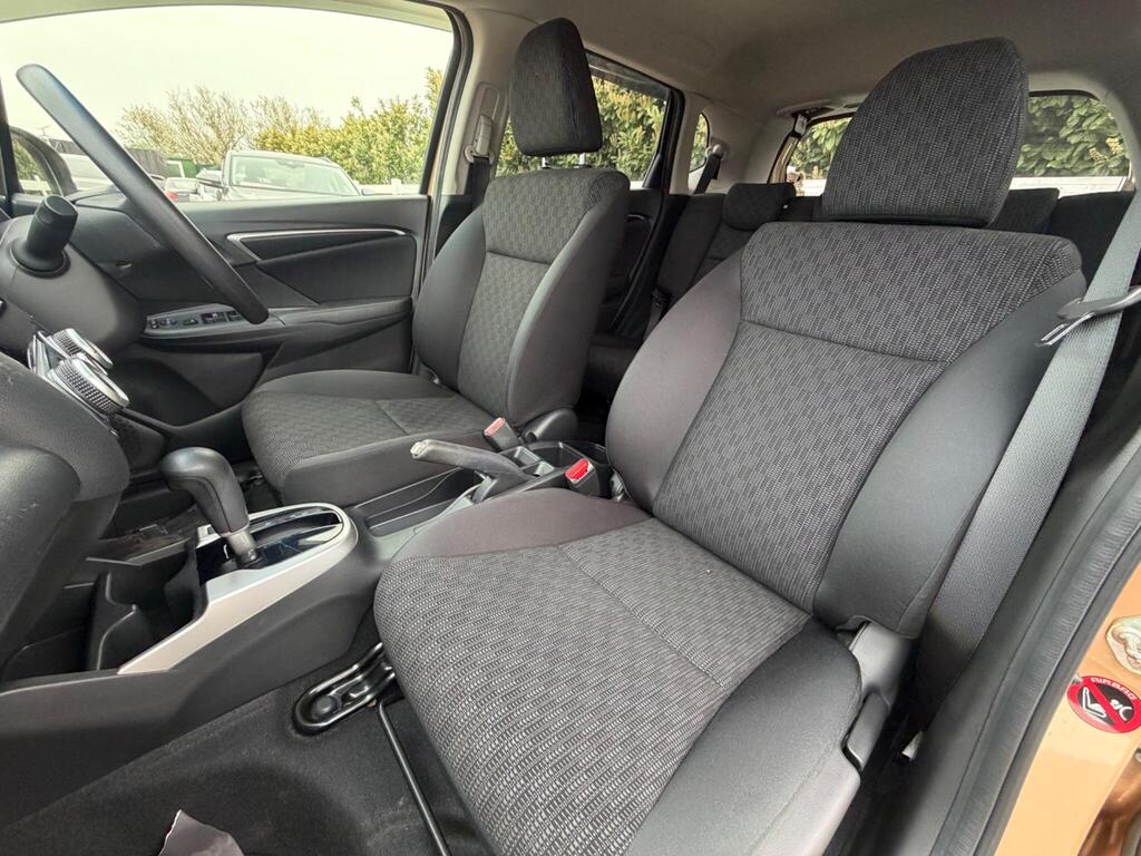 2014 Honda Jazz thumbnail 29