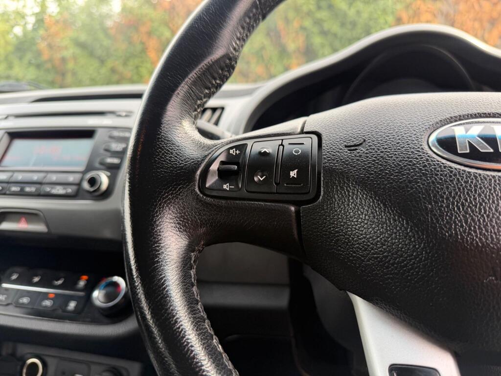 2016 Kia Sportage thumbnail 20