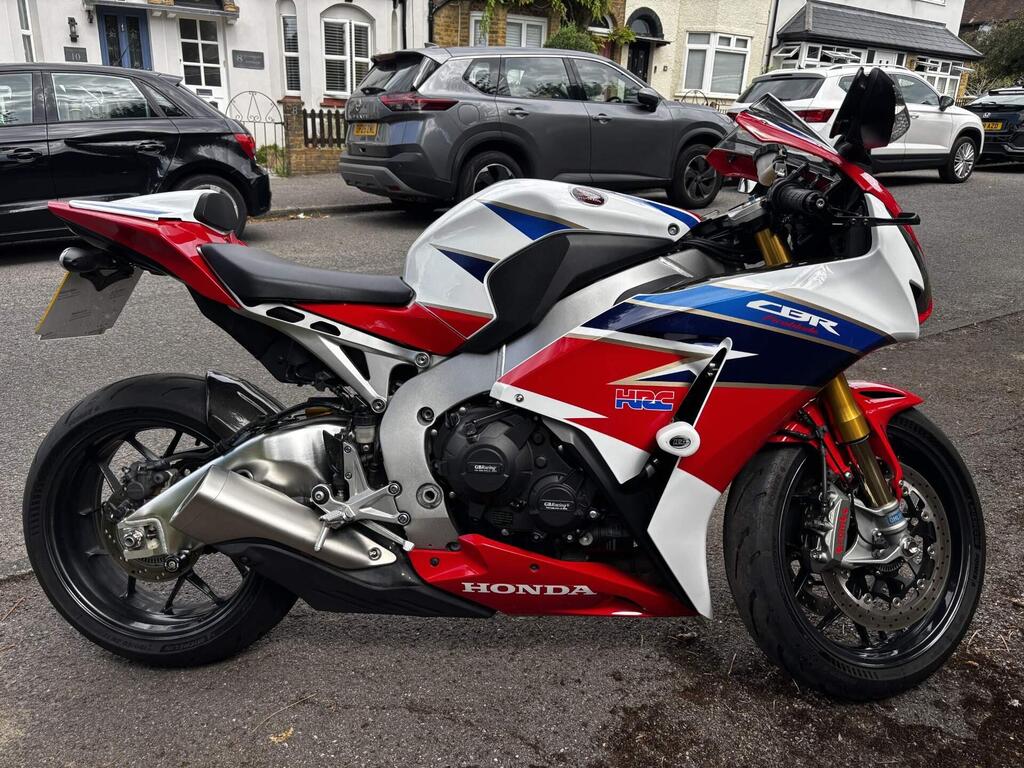 Honda CBR1000RR Fireblade SP