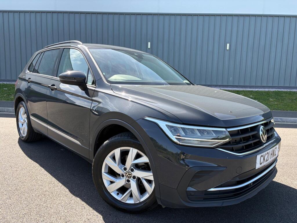 Volkswagen Tiguan SUV 1.5 TSI Life DSG Euro 6 (s/s) 5dr