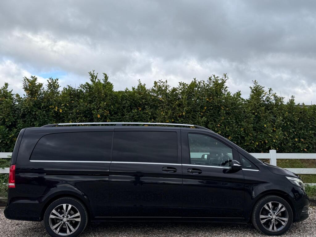 2015 Mercedes-Benz V Class thumbnail 12