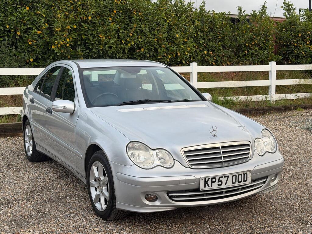 2007 Mercedes-Benz C Class thumbnail 4