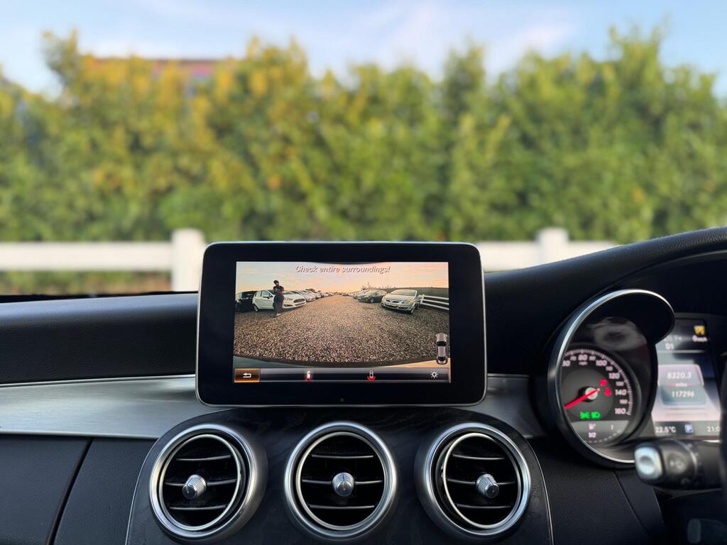 Mercedes-Benz C Class 2.1 C220d AMG Line (Premium Plus) G-Tronic+ Euro 6 (s/s) 2dr thumbnail 17