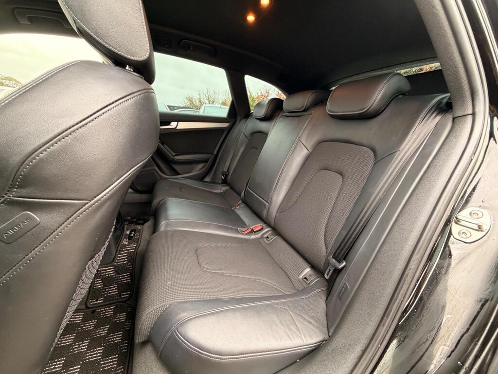 2014 Audi A4 Avant thumbnail 33