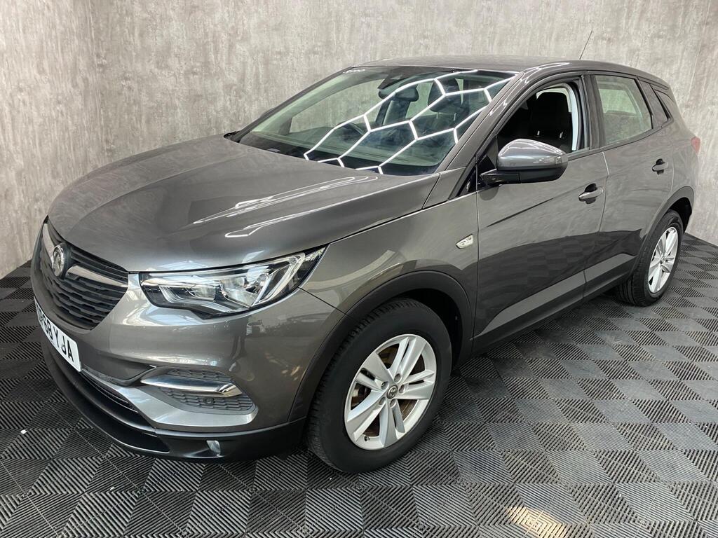 Vauxhall Grandland X SUV 1.2 Turbo SE Euro 6 (s/s) 5dr