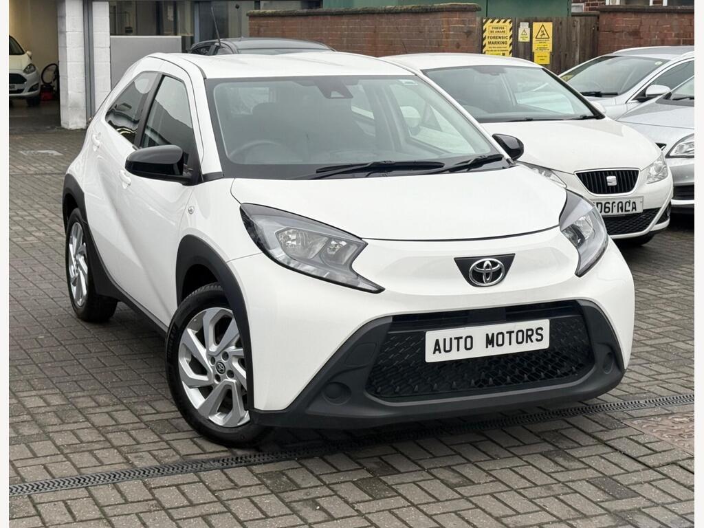 Toyota Aygo X Hatchback 1.0 VVT-i Pure Euro 6 (s/s) 5dr