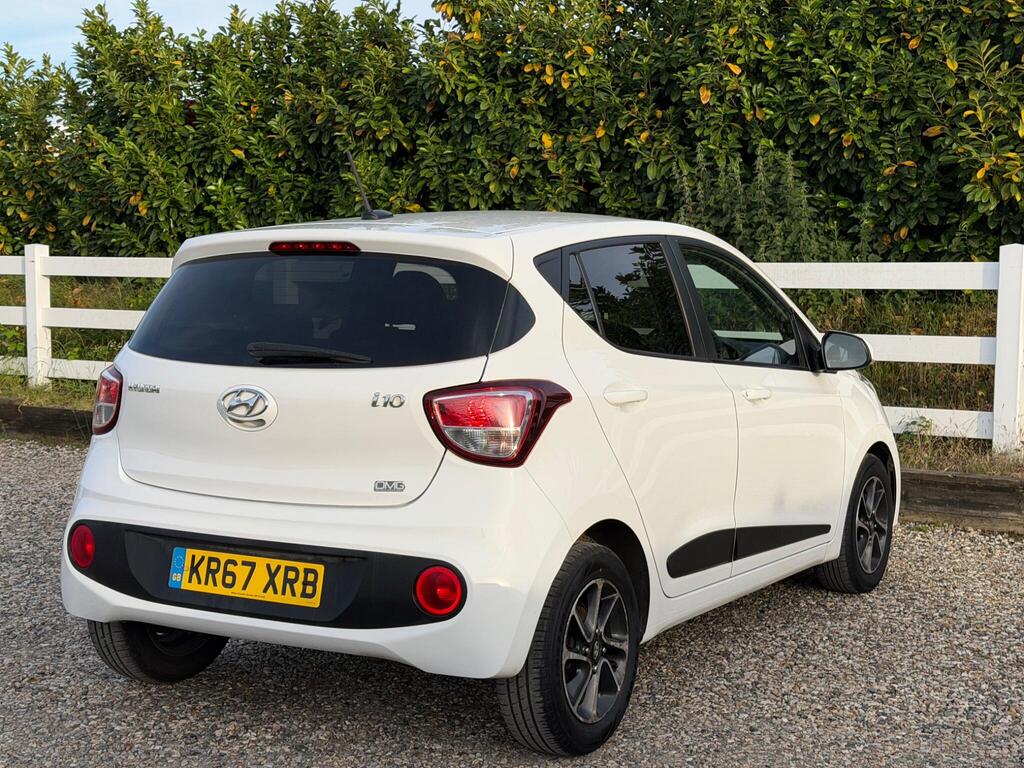 2017 Hyundai i10 thumbnail 14
