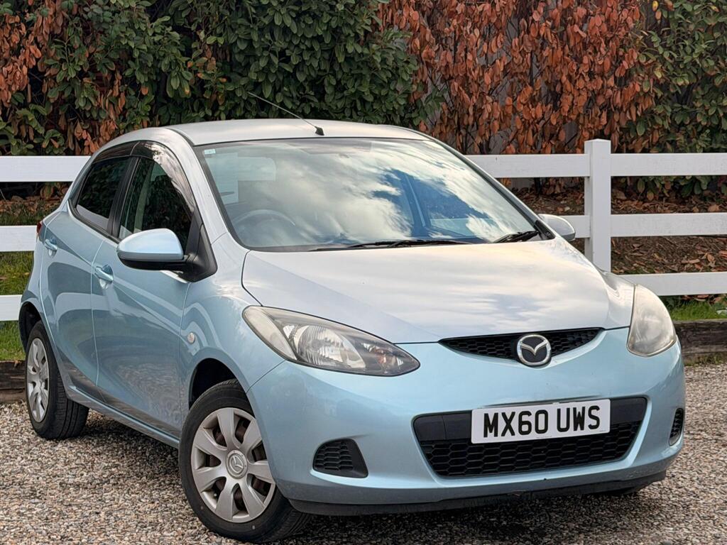 2011 Mazda Mazda2 thumbnail 9