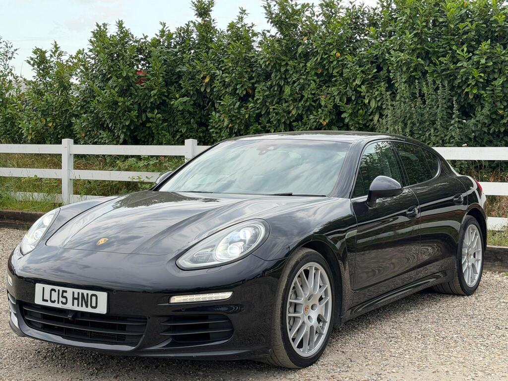 2015 Porsche Panamera thumbnail 8