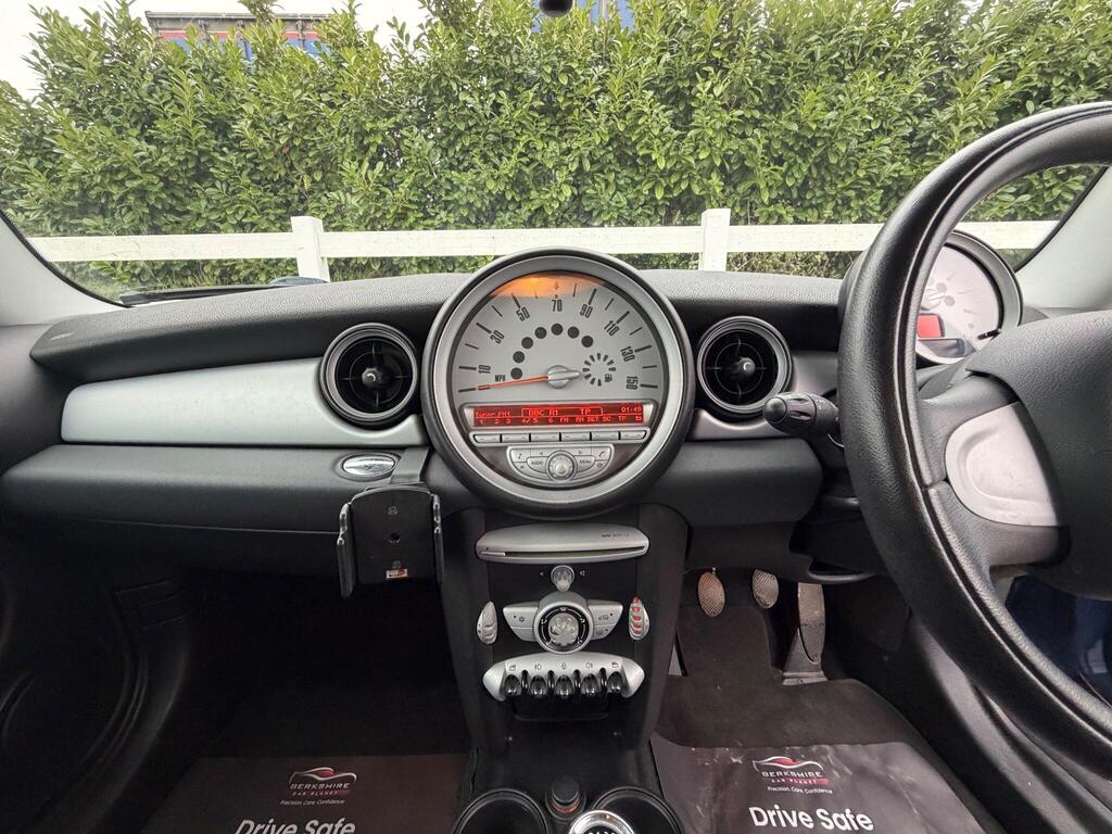 2007 MINI Hatch thumbnail 16