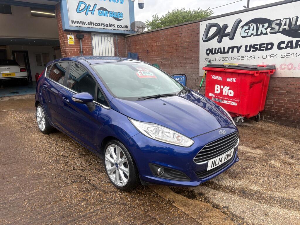 Ford Fiesta Hatchback 1.0T EcoBoost Titanium Euro 5 (s/s) 5dr