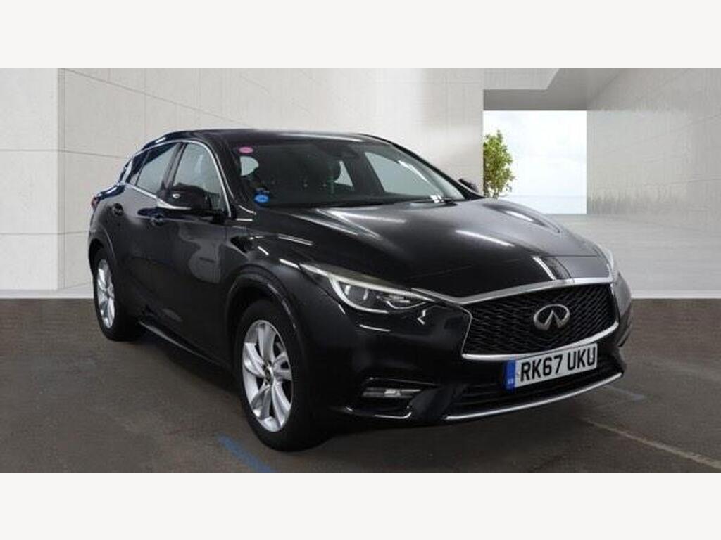 Infiniti Q30