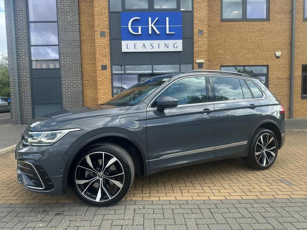 Volkswagen Tiguan SUV 1.4 TSI 13kWh R-Line DSG Euro 6 (s/s) 5dr
