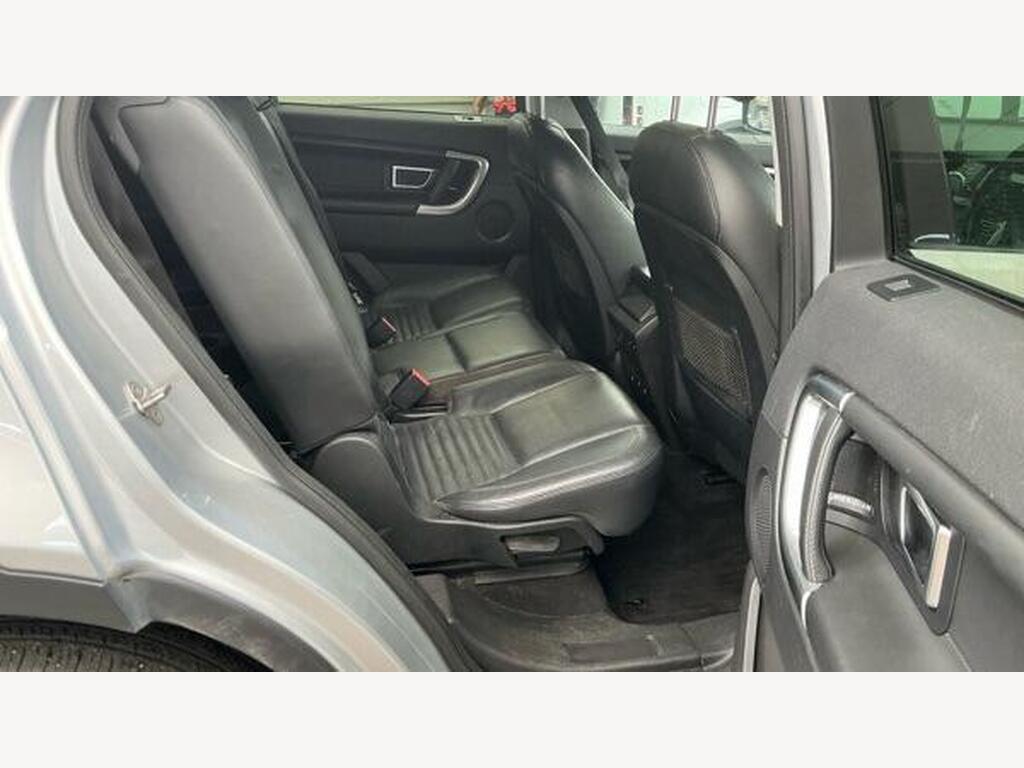 2016 Land Rover Discovery Sport thumbnail 10