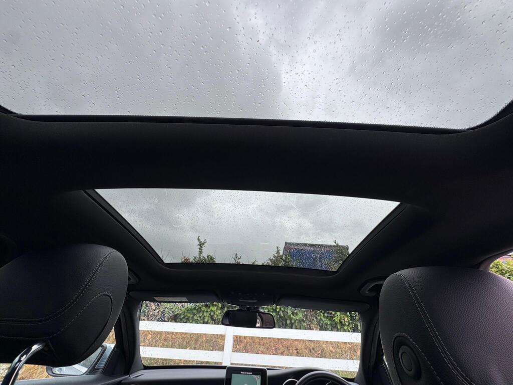 Mercedes-Benz C Class 2.1 C220d AMG Line (Premium) 7G-Tronic+ Euro 6 (s/s) 4dr thumbnail 39