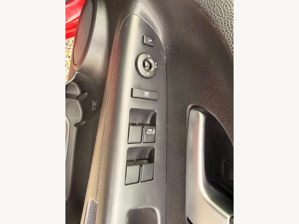 2012 Kia Venga thumbnail 27