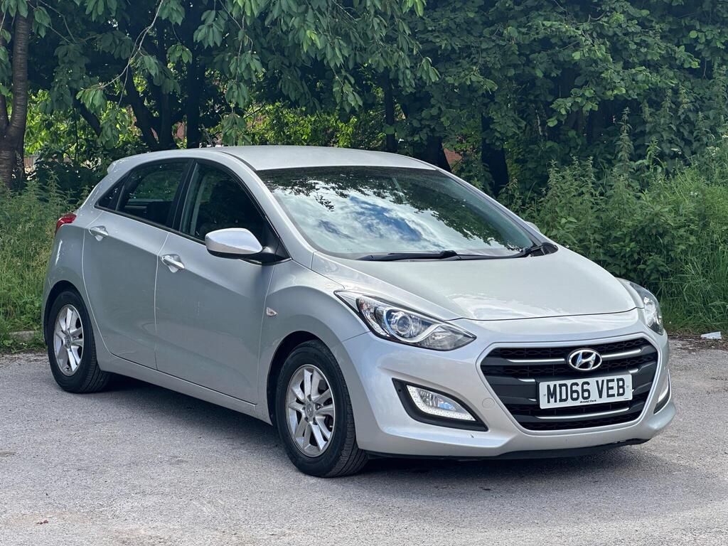 Hyundai i30 Hatchback 1.6 CRDi Blue Drive SE Euro 6 (s/s) 5dr