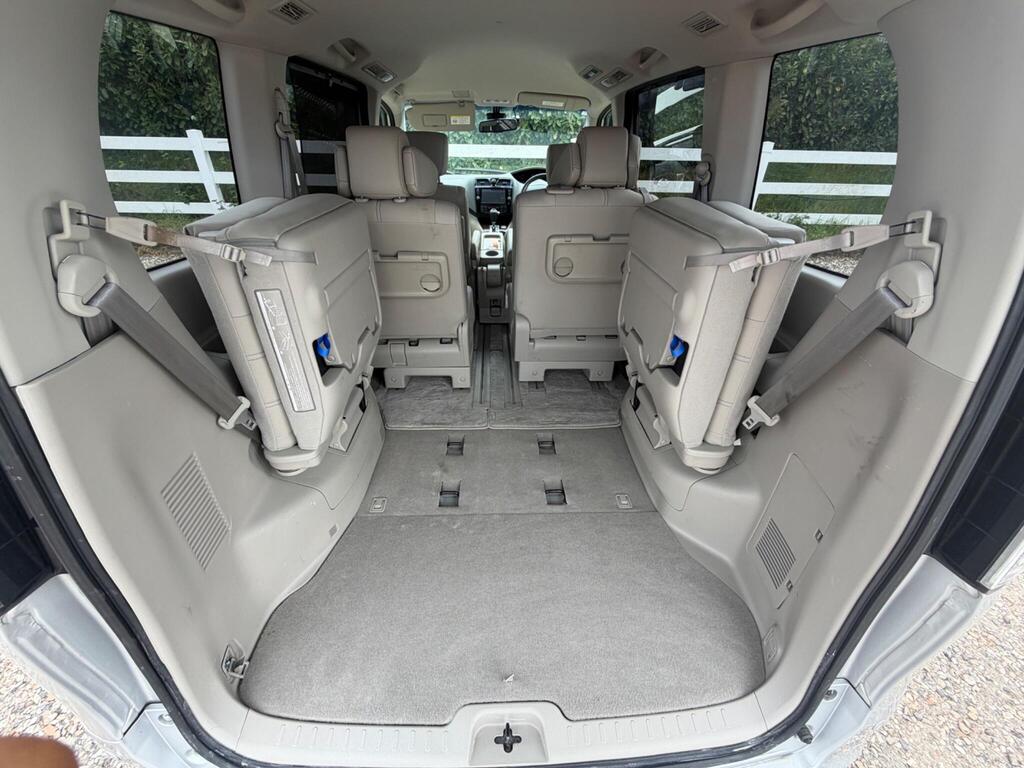 2014 Nissan Serena thumbnail 27