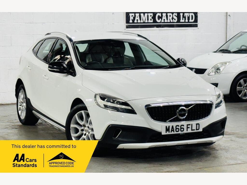 Volvo V40 Cross Country Hatchback 1.5 T3 Pro Auto Euro 6 (s/s) 5dr