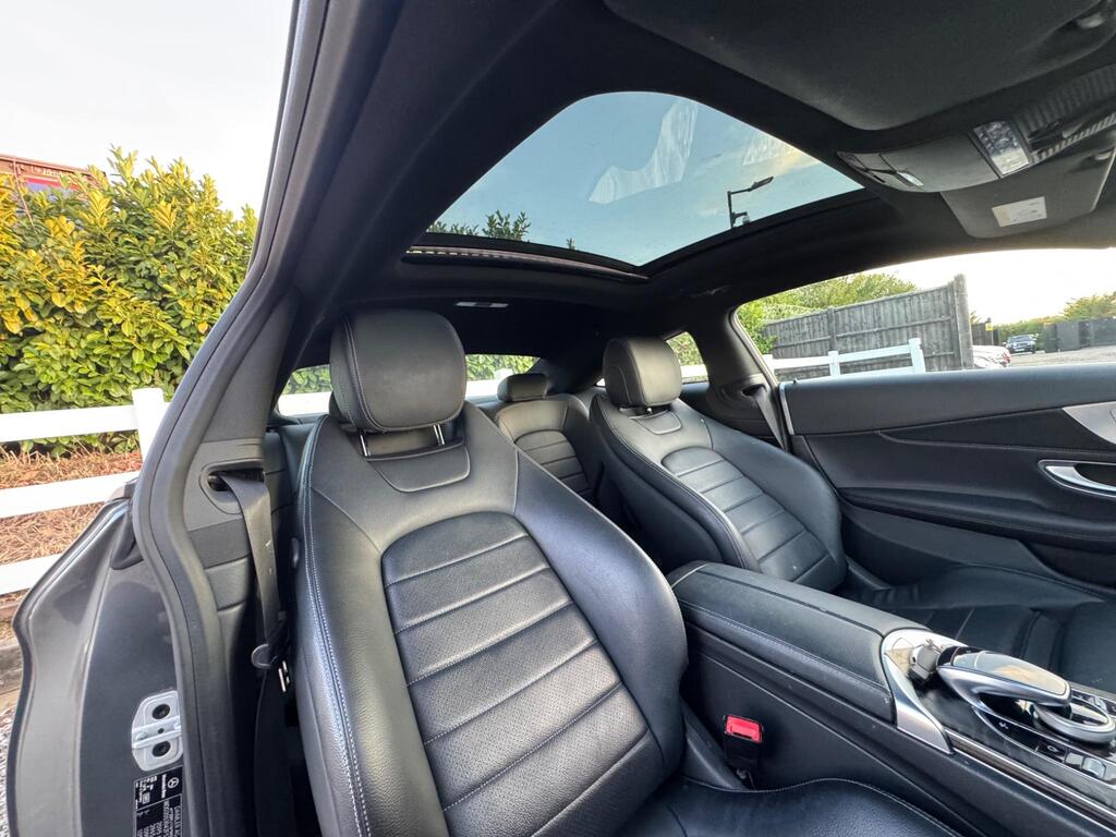 Mercedes-Benz C Class 2.1 C220d AMG Line (Premium Plus) G-Tronic+ Euro 6 (s/s) 2dr thumbnail 31