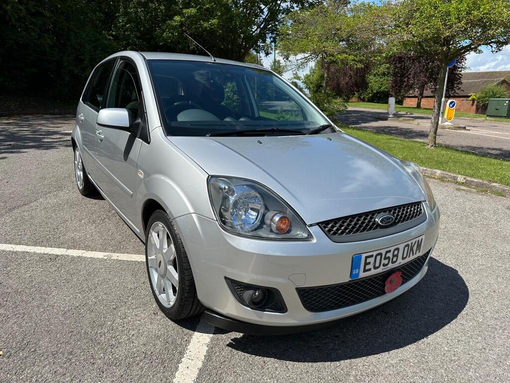 Ford Fiesta Hatchback 1.4 Zetec Blue Edition 5dr