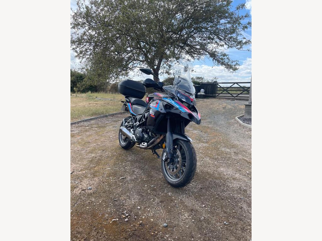 Benelli TRK 502