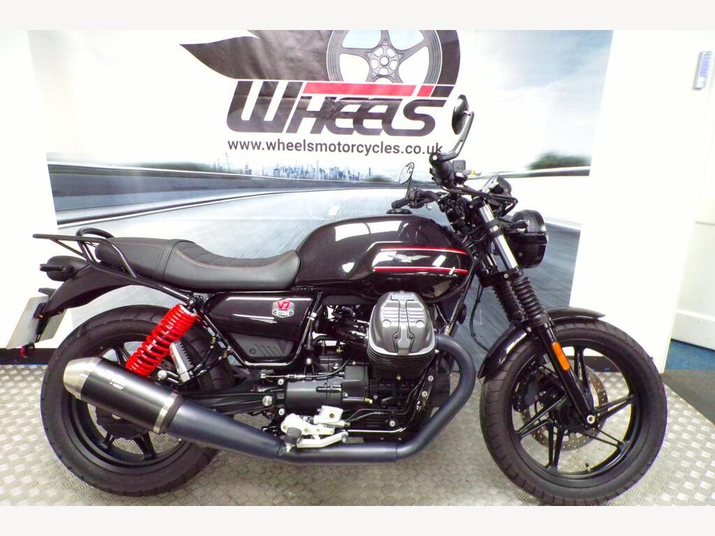 Moto Guzzi V7