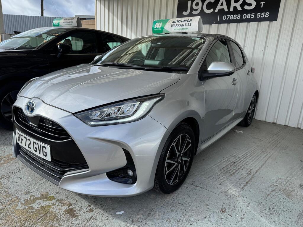 Toyota Yaris Hatchback 1.5 VVT-h Design E-CVT Euro 6 (s/s) 5dr