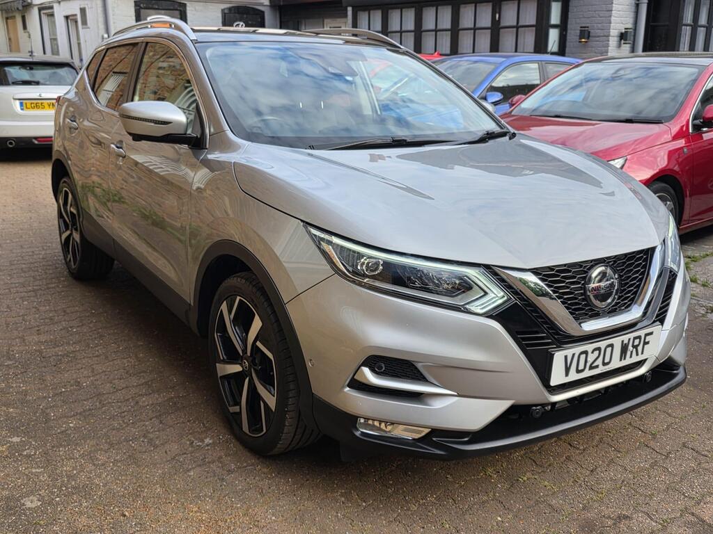 Nissan Qashqai SUV 1.3 DIG-T Tekna DCT Auto Euro 6 (s/s) 5dr