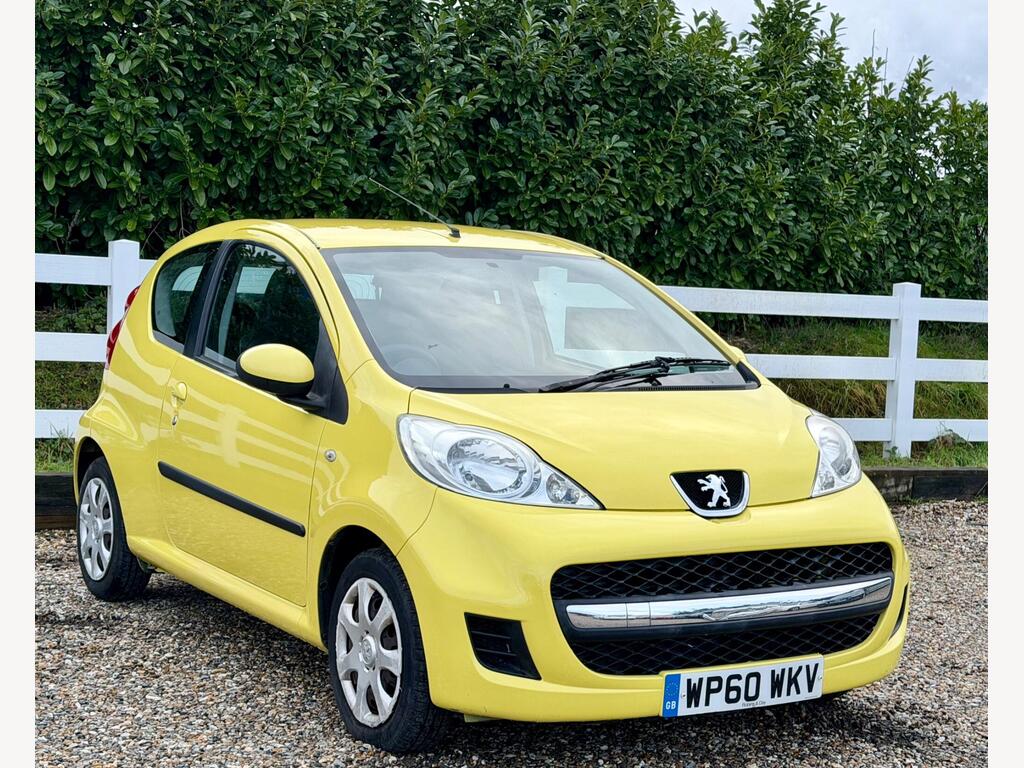 2011 Peugeot 107 thumbnail 2