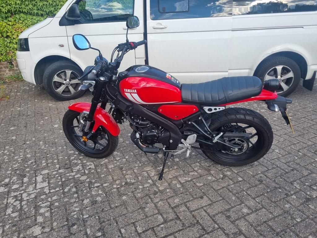 Yamaha XSR125