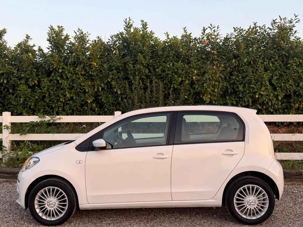 2015 Volkswagen up! thumbnail 10