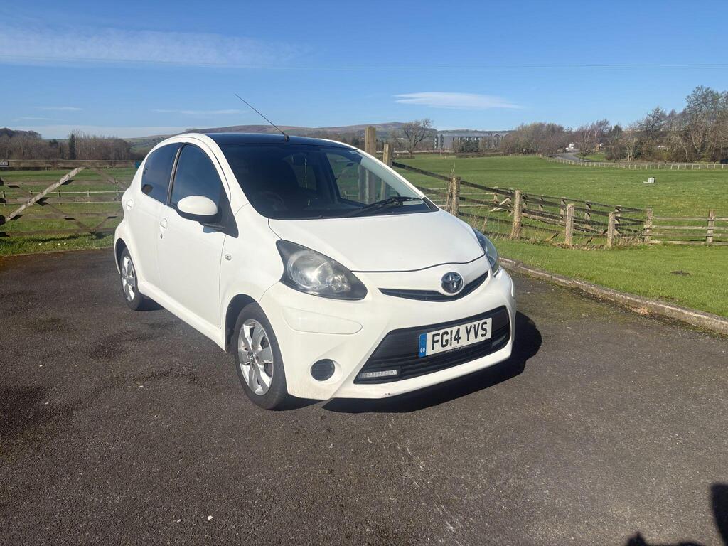 Toyota AYGO Hatchback 1.0 VVT-i Move Euro 5 5dr