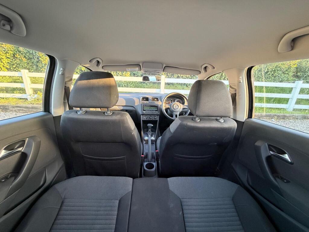 2010 Volkswagen Polo thumbnail 20