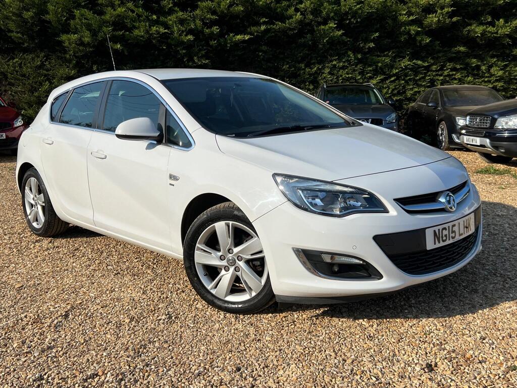 Vauxhall Astra Hatchback 2.0 CDTi ecoFLEX SRi Euro 5 (s/s) 5dr