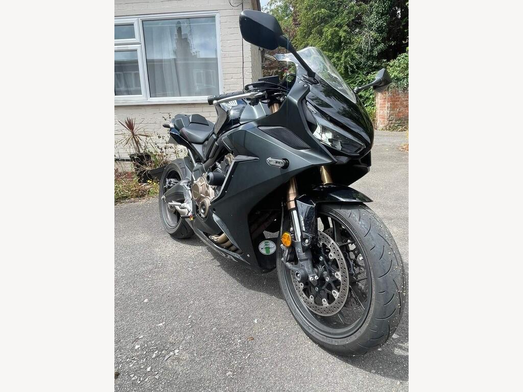 Honda CBR650R