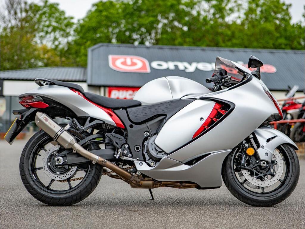 Suzuki GSX1300R Hayabusa
