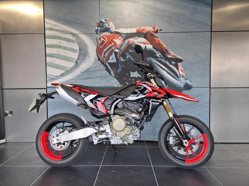 Ducati Hypermotard 698