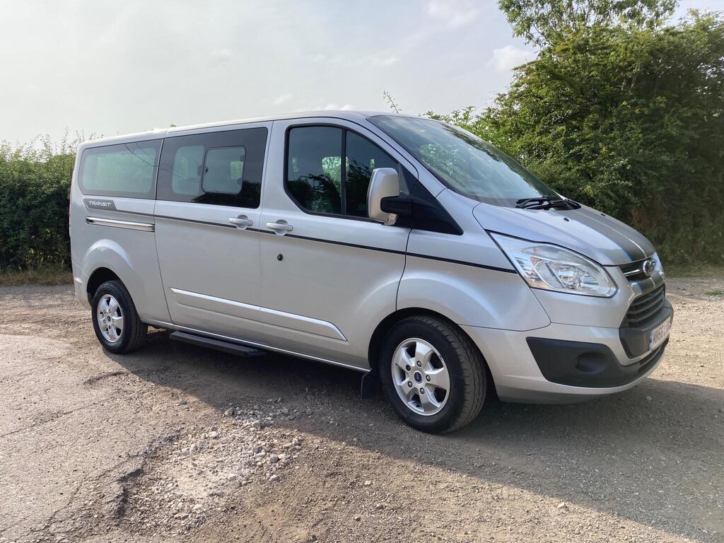 Ford Tourneo Custom Minibus 2.0 310 EcoBlue Titanium L2 Euro 6 (s/s) 5dr