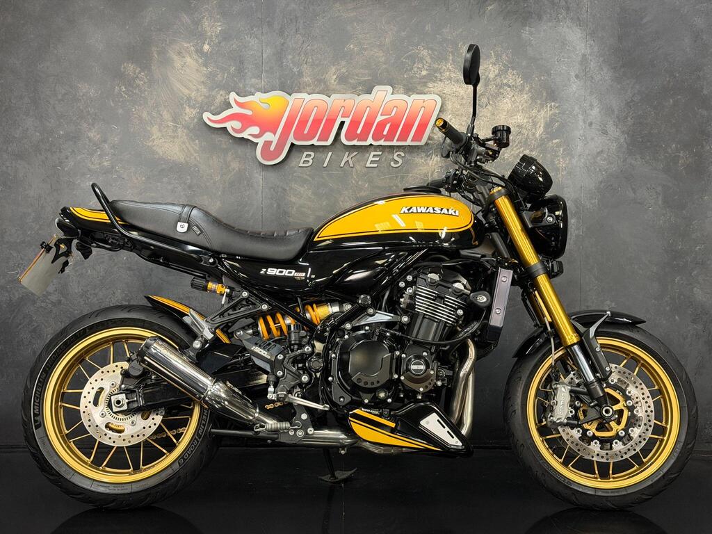 Kawasaki Z900 RS SE