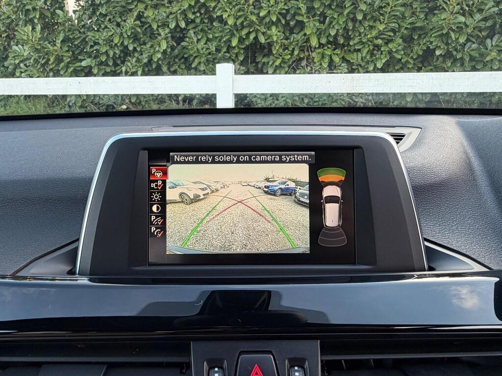 2015 BMW X1 thumbnail 33