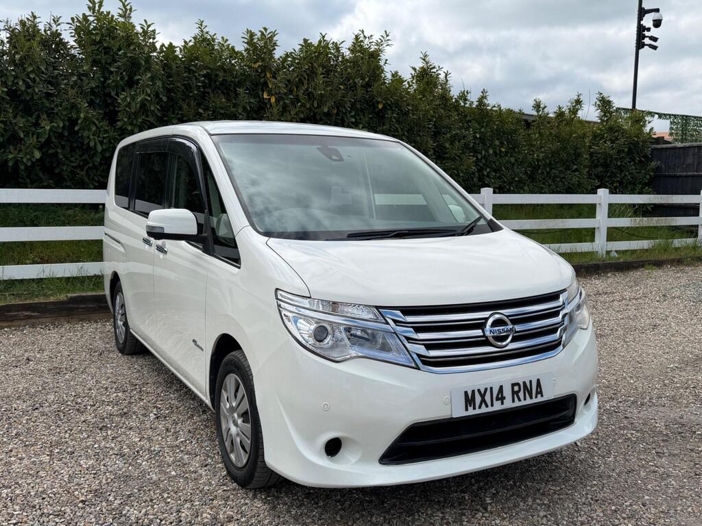 2014 Nissan Serena thumbnail 7