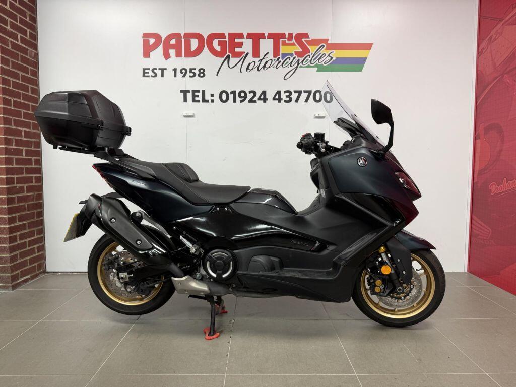 Yamaha TMAX 560