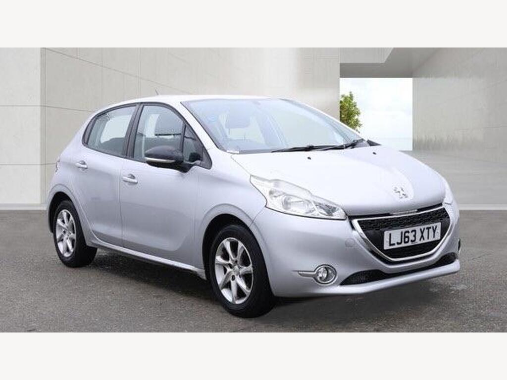 Peugeot 208 Hatchback 1.2 VTi Active Euro 5 5dr
