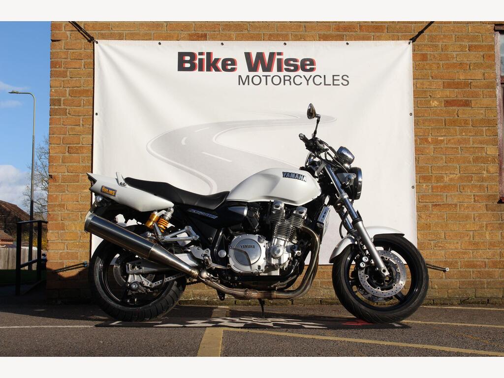 Yamaha XJR1300