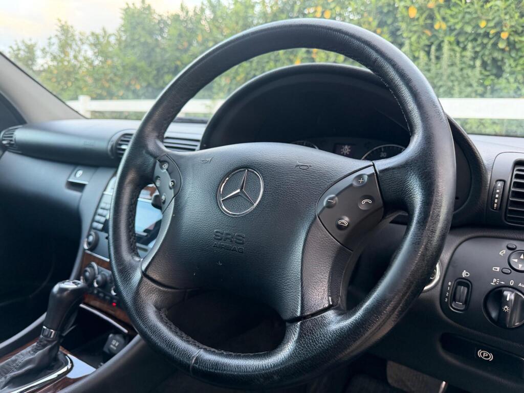 2007 Mercedes-Benz C Class thumbnail 23